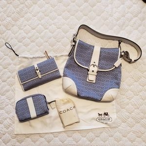 Coach Signature Shoulder Bag w Wallet Cosmetic Bag